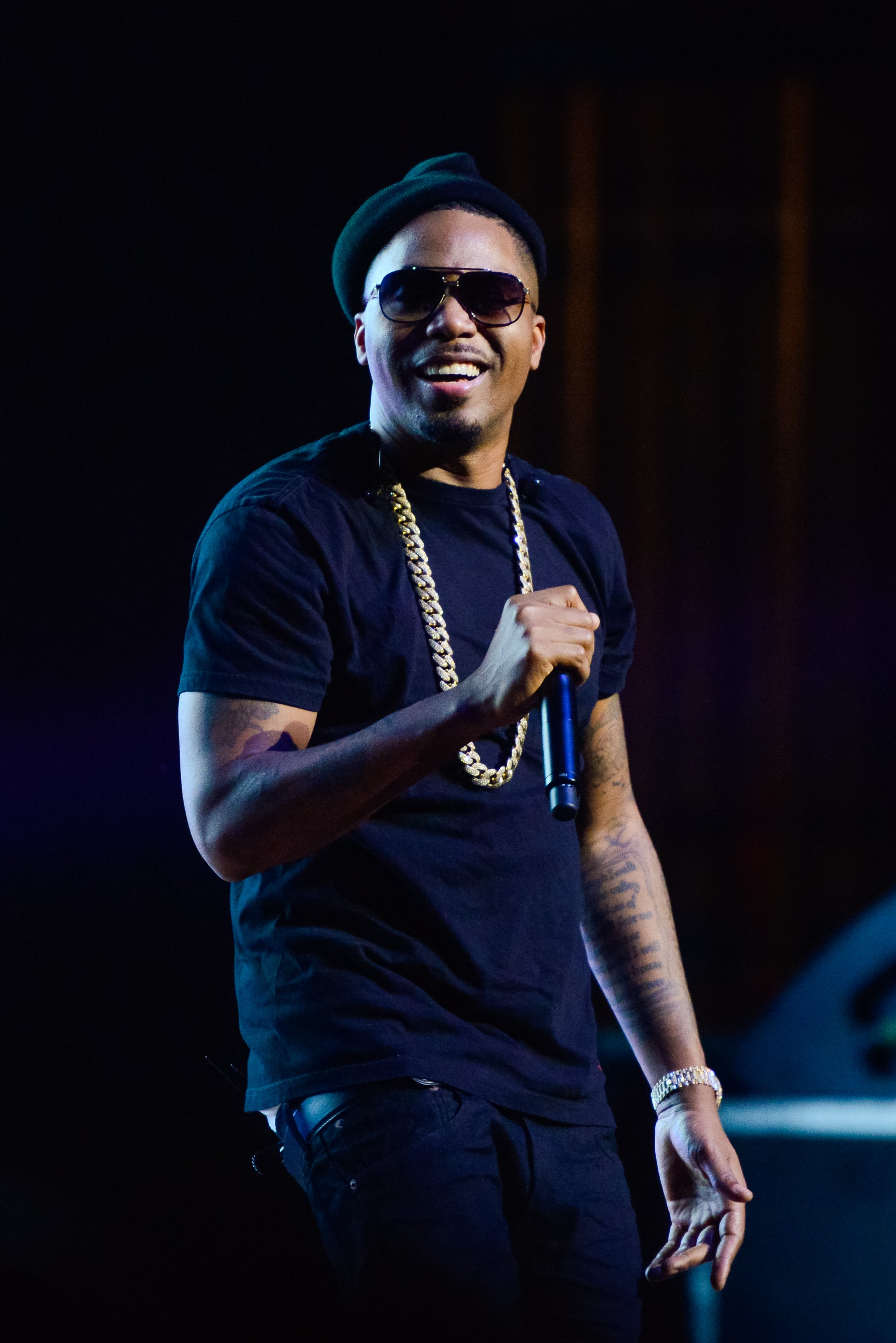 Nas Gives Back With Santa Sweaters, Proceeds Will Go To Justice Reform
