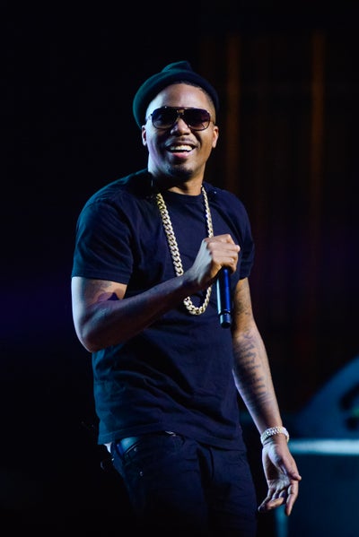 Nas Gives Back With Santa Sweaters, Proceeds Will Go To Justice Reform