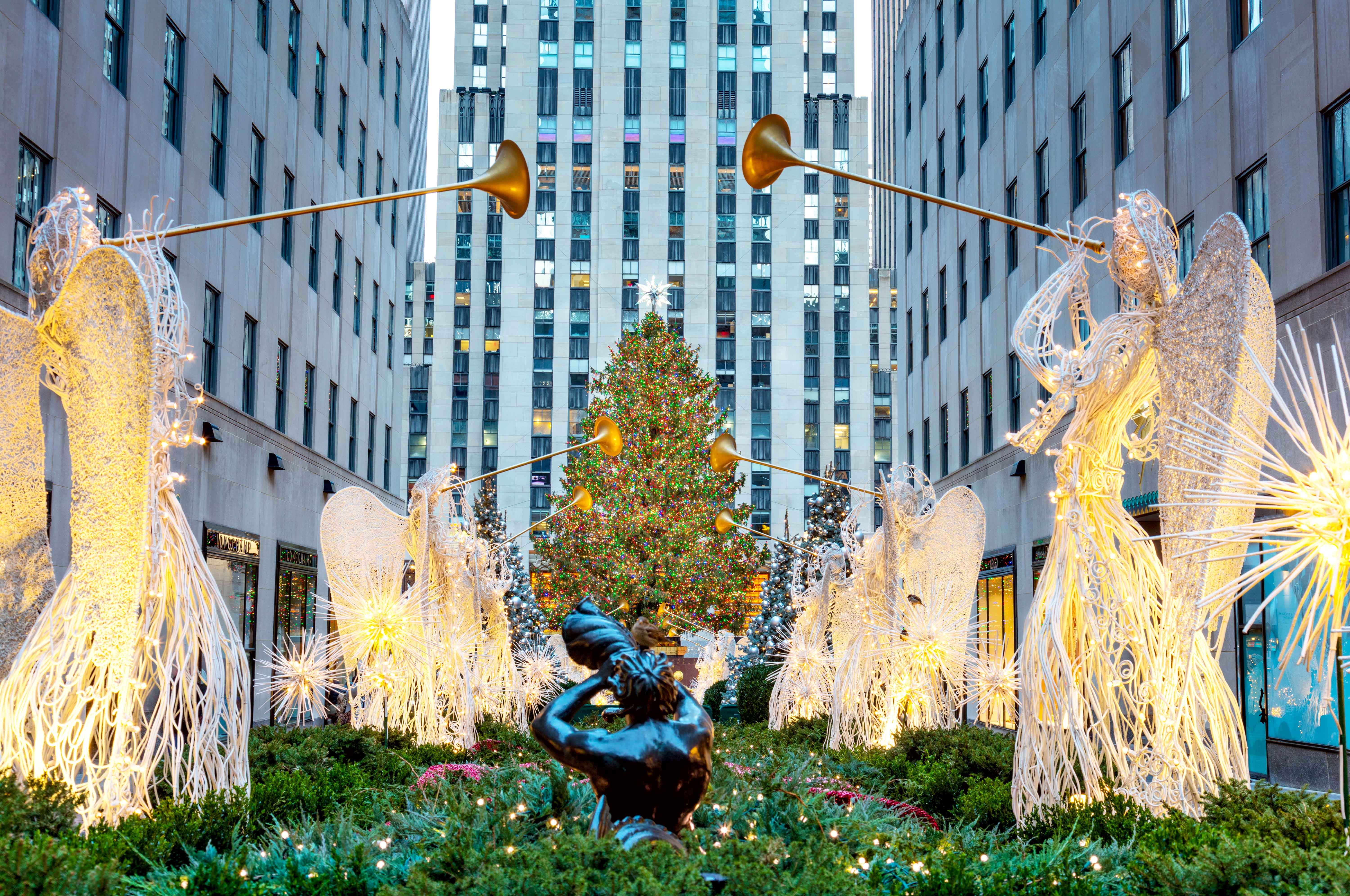 Your Ultimate 25 Days Of Christmas Bucket List

