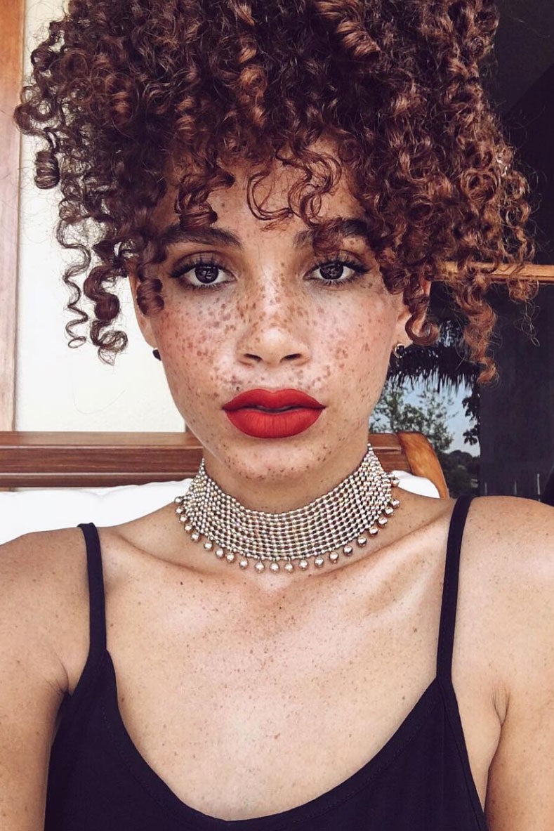 26 Beautiful Black Women Flaunting Their Freckles
