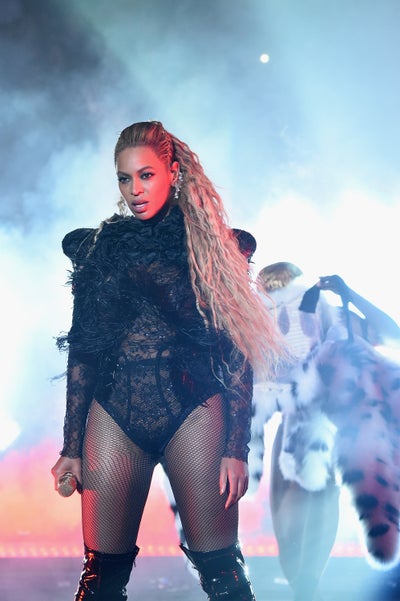 A Look Back At Every Hairstyle Beyoncé Slayed In 2016