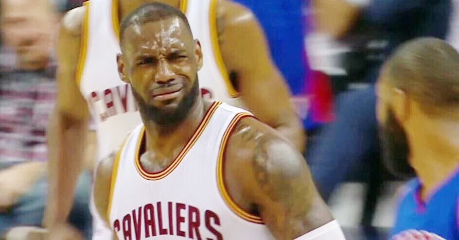 The 25 Funniest Memes and Gifs of 2016
