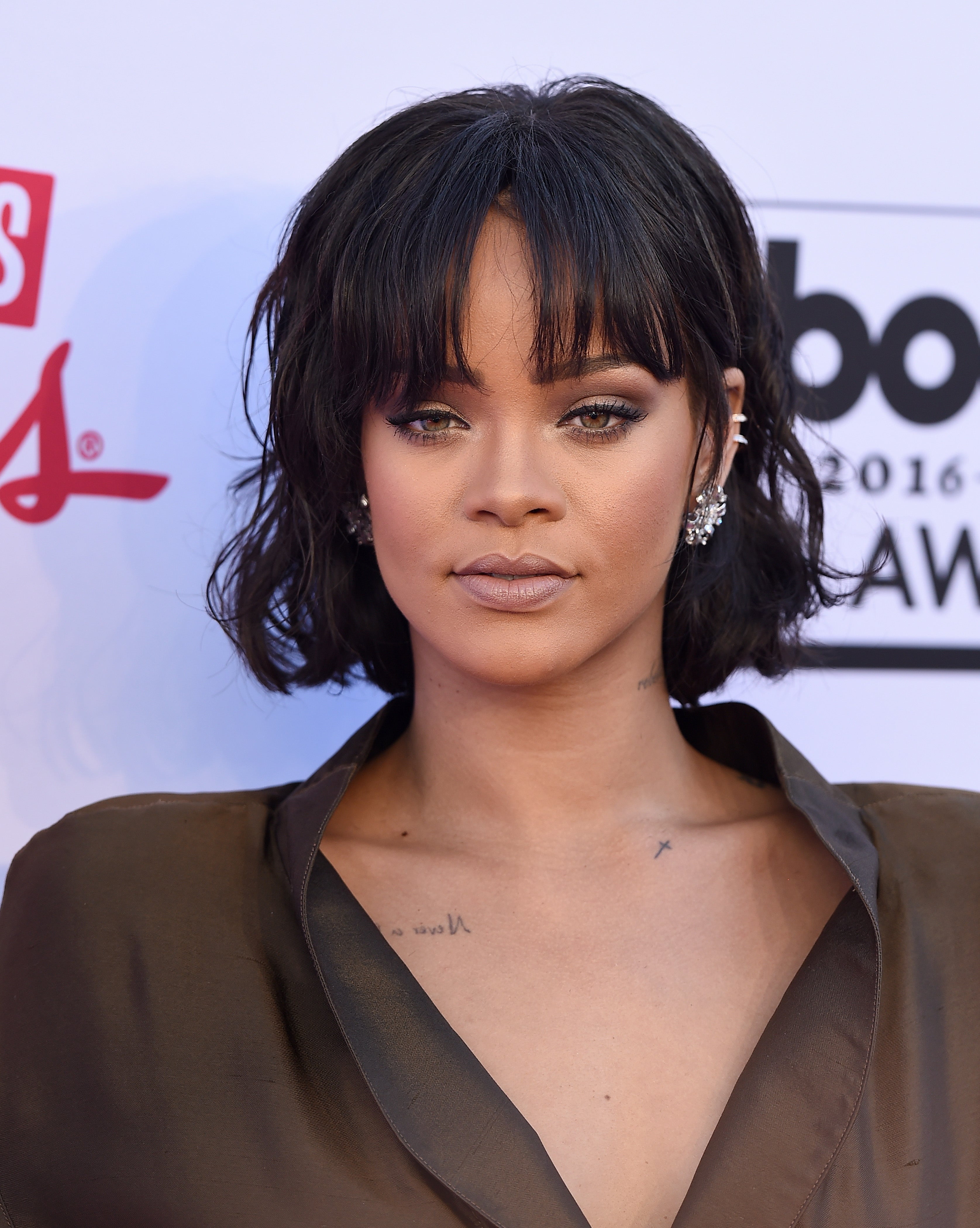 Proof That Rihanna Continued To Slay The Hair Game In 2016