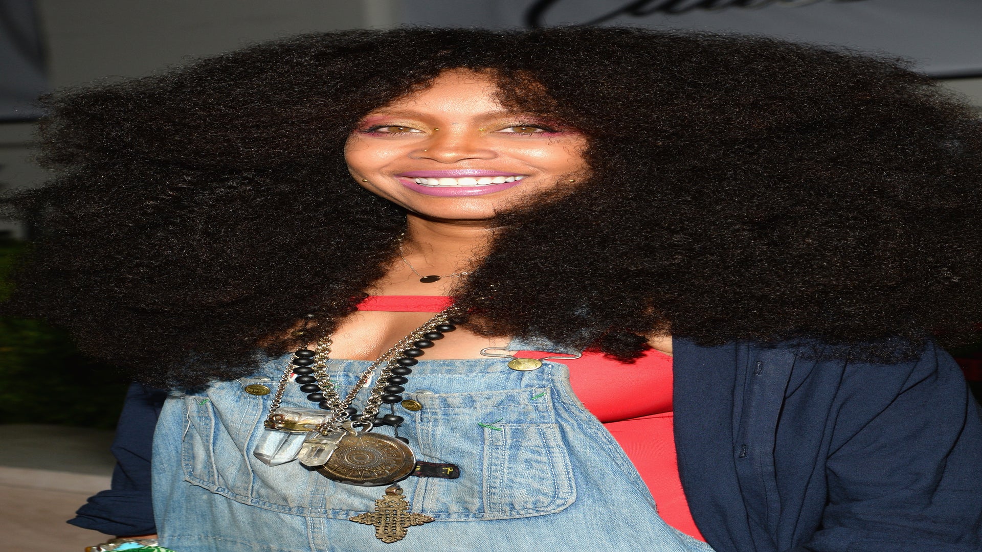 Erykah Badu Shares Photo Of Herself At 19 - Essence