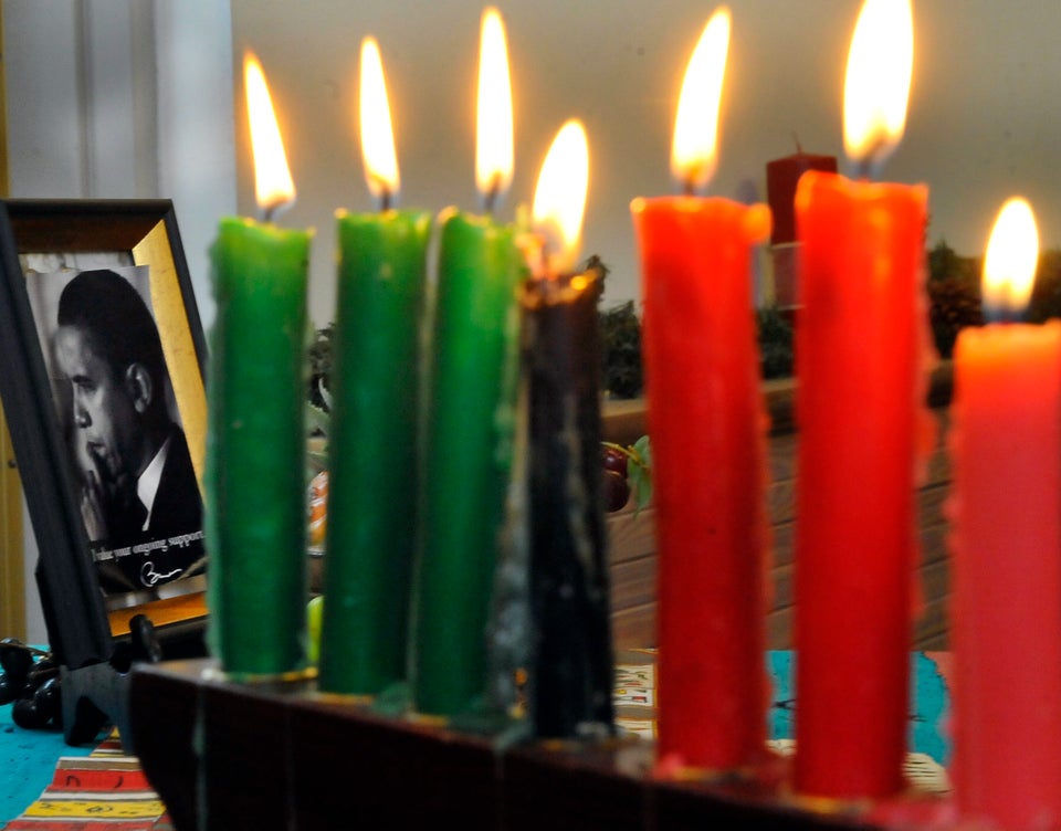 Obama Sends Final Kwanzaa Greeting As President On 50th Anniversary Of Holiday