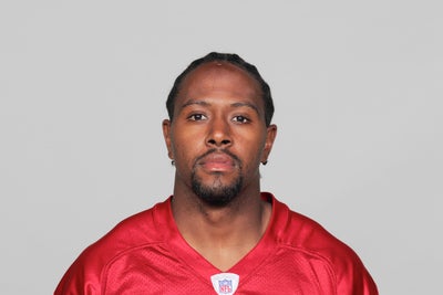 NFL Star Keion Carpenter, 39, Dies After Falling During ‘Freak Accident’ on Family Vacation