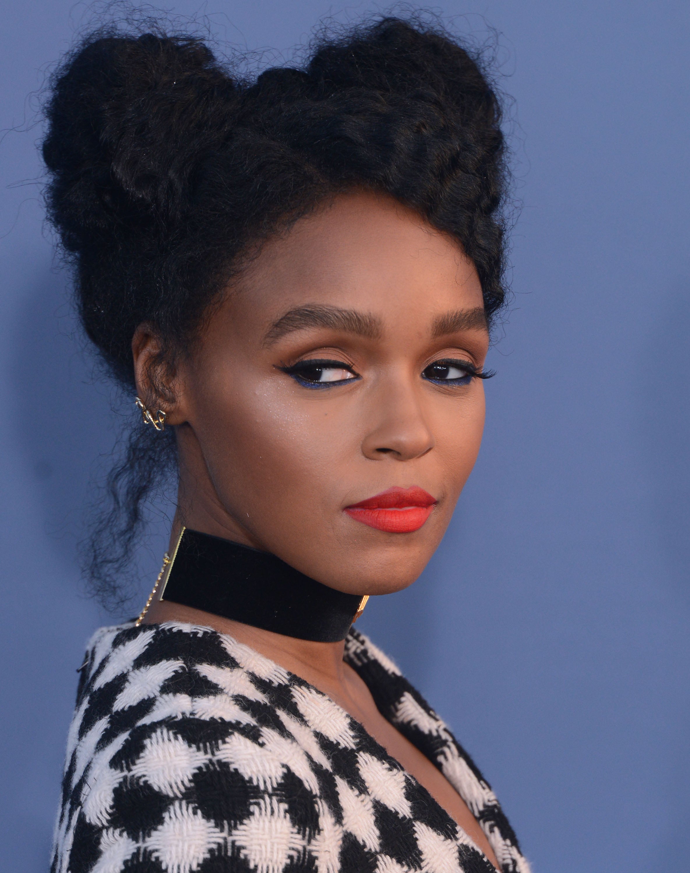 Janelle Monáe's Gold-Wrapped Updo Is The Modern Goddess Style We Need To Try
