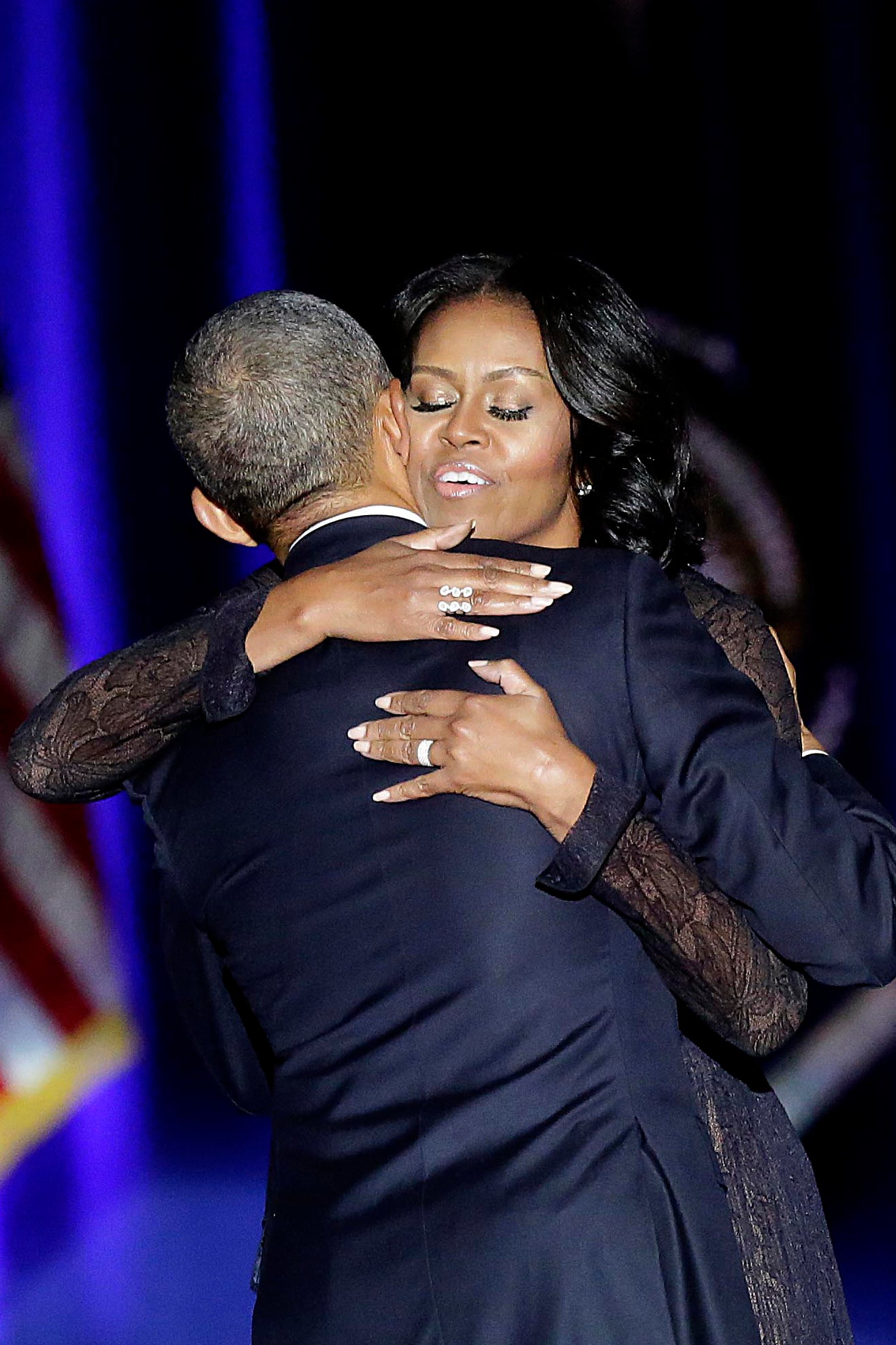 The 25 Most Touching Photos From President Obama's Farewell Speech
