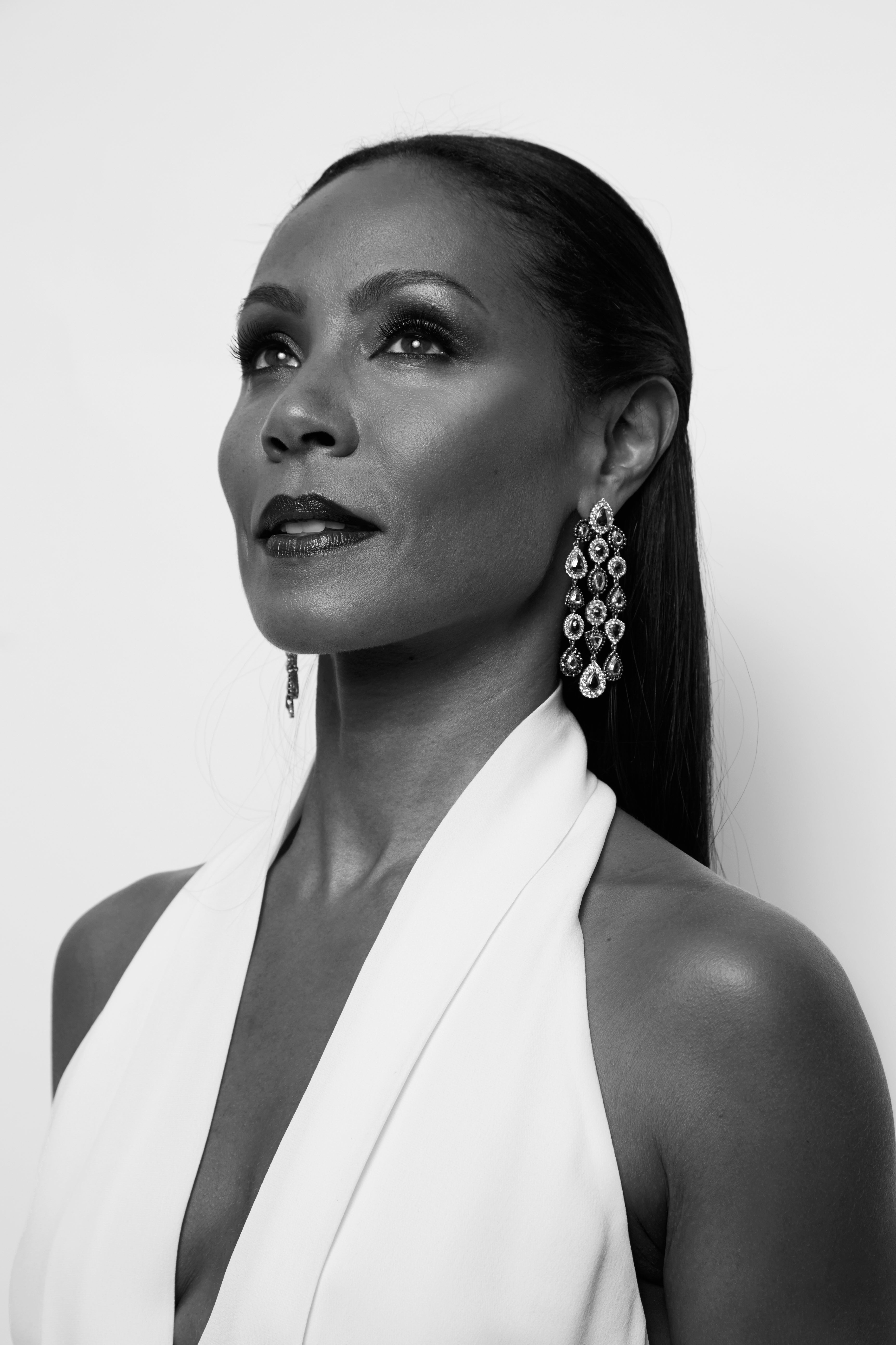 The Quick Read:  Jada Pinkett Smith Opens Up About Previous Suicidal Thoughts
