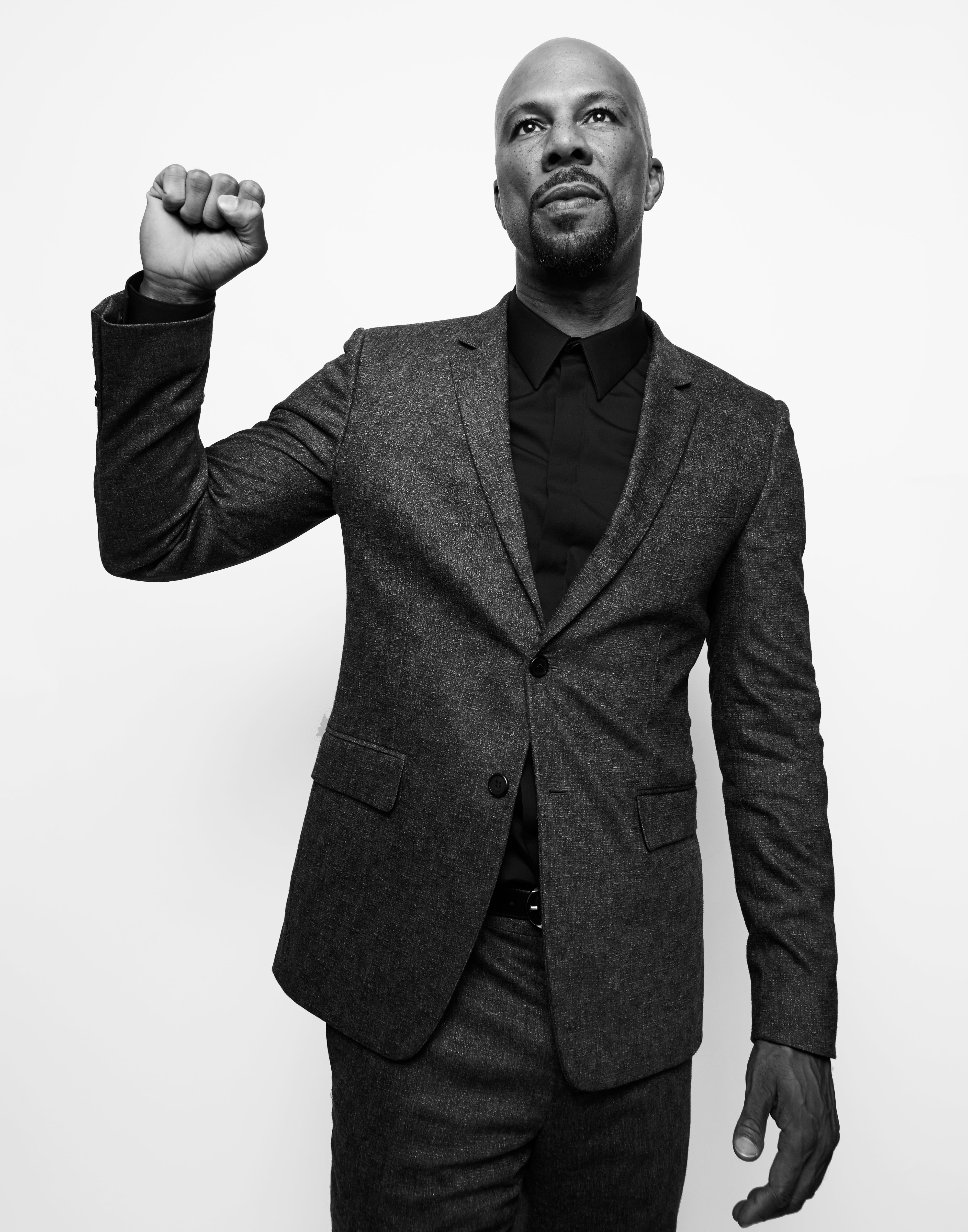 Common's Not Relying On Trump And The Government To Help Chicago
