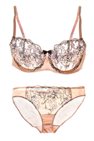 You’ll Fall in Love With These Pretty Lingerie Sets