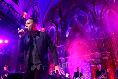 John Legend’s Live Performance Of ‘Surefire’ Has Us Counting Down To ESSENCE Festival 2017 Already!