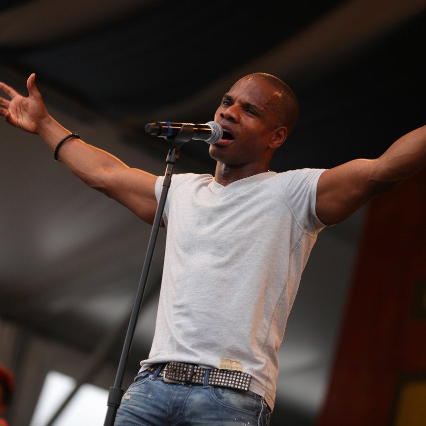 Kirk Franklin Claps Back At Twitter Troll Who Threatened His Daughter
