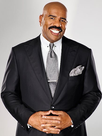 Steve Harvey Returns to Host the Miss Universe Pageant and Mocks Last Year's Blunder
