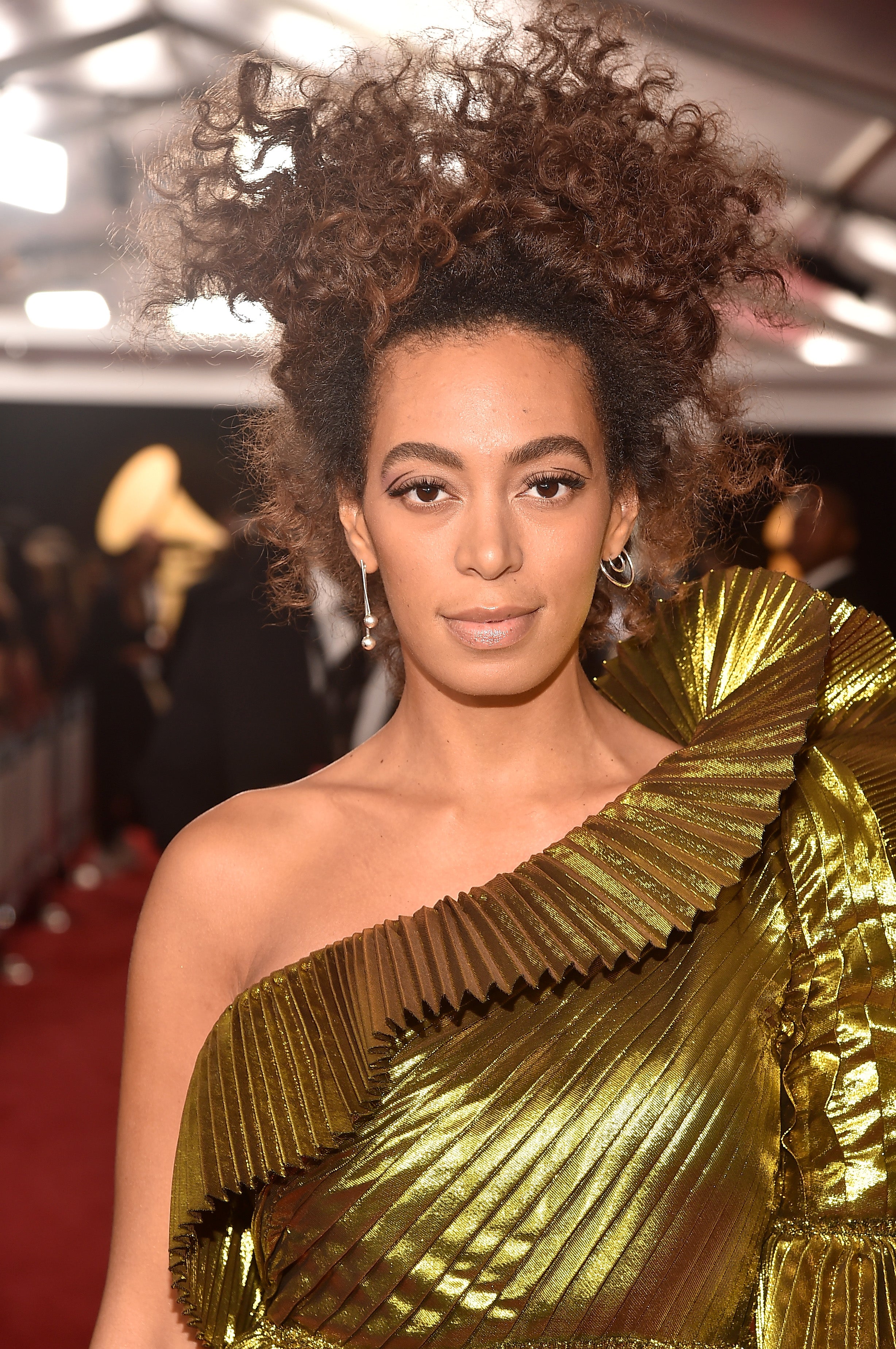 The Best Beauty and Hair Looks From The 2017 Grammy Awards