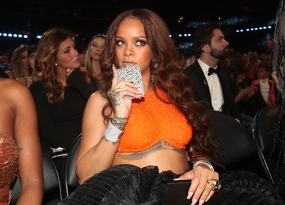 Rihanna And Her Diamond Flask Were The Low-Key Stars Of Grammy Night