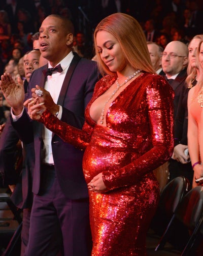 8 Photos Of Beyoncé and Jay-Z Looking Crazy In Love At The Grammys