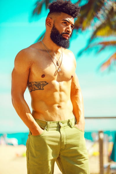 #MCM: Bearded Model Justus Pickett Will Make You Swoon