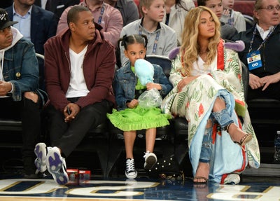 Blue Ivy Can’t Get Enough Cotton Candy at the NBA All-Star Game with Jay Z and Beyoncé