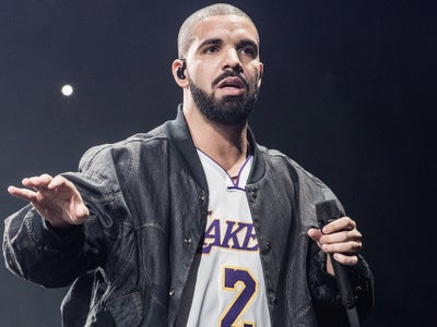 Drake Responds to Rumors He Asked a Fan to Remove Her Hijab: ‘I Am Being Utilized in a Fake Media Story’