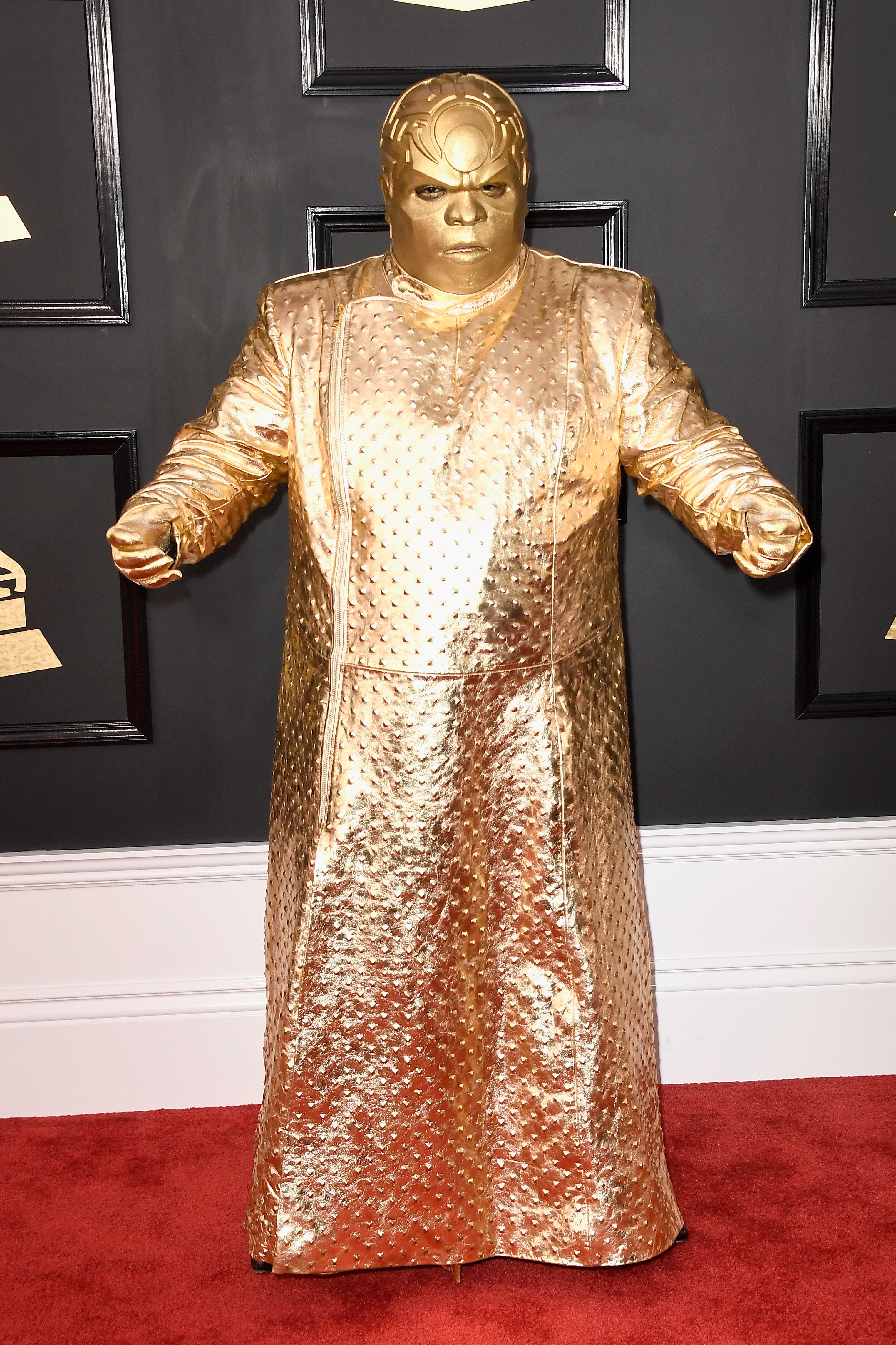 CeeLo Green Gold Grammy 2017 Outfit