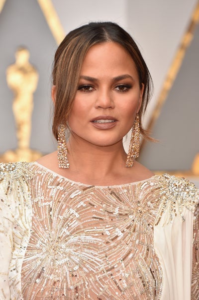 Chrissy Teigen Looks Like A Makeup Chef In This Hilarious Video Of Her Whipping Up Her Becca Palette