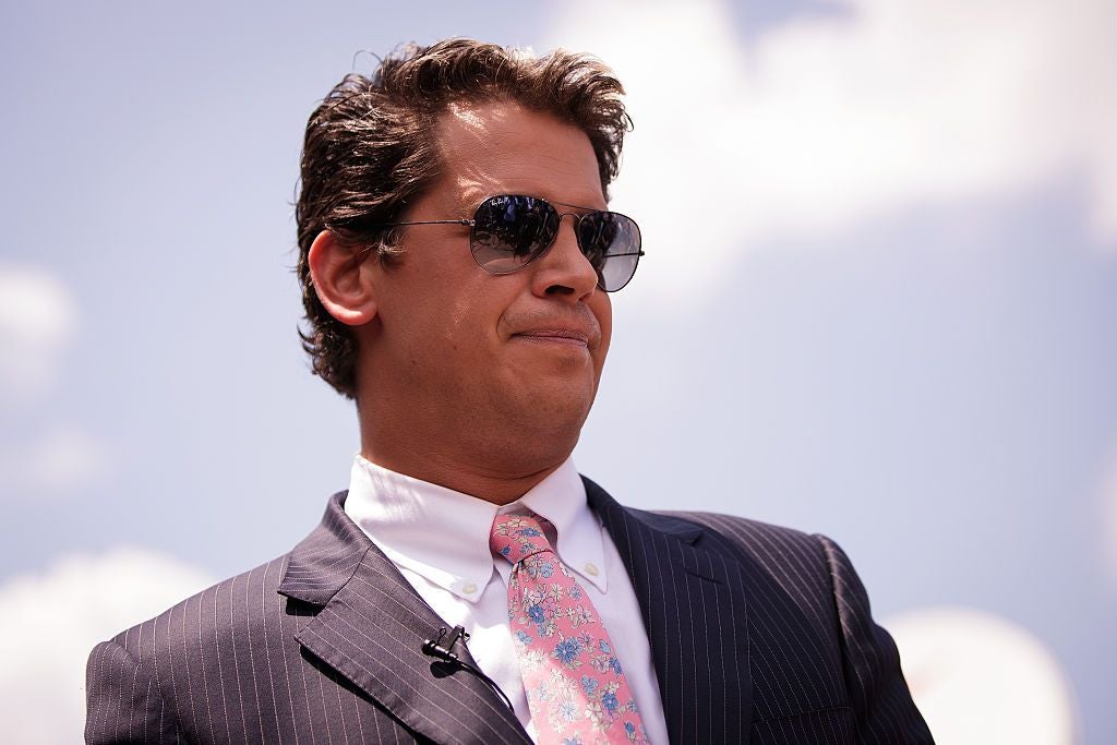 Milo Yiannopoulos Resigns From Breitbart News Amid Pedophilia Controversy