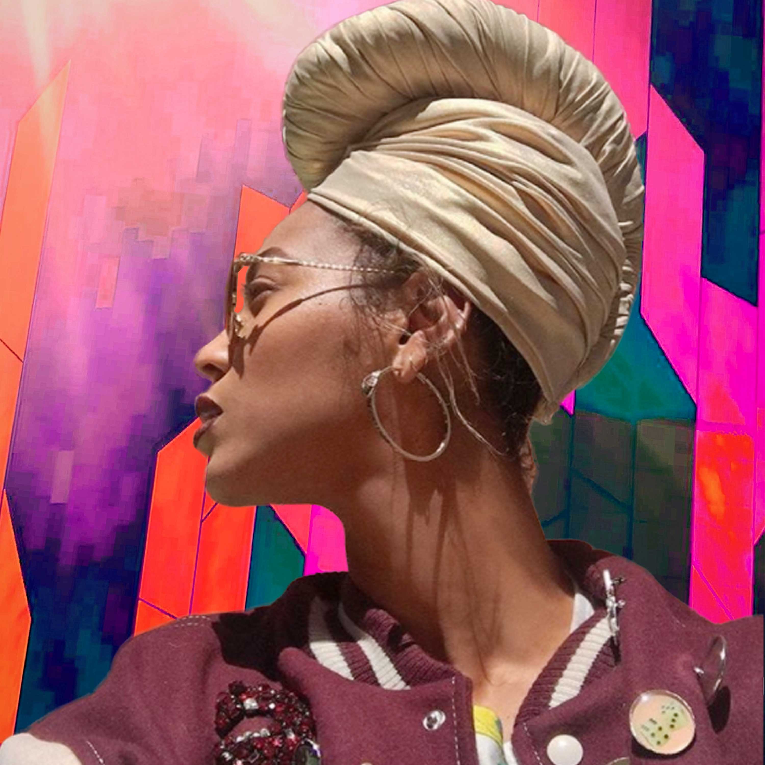 We Need To Talk About Beyoncé's Glorious Golden Headwrap