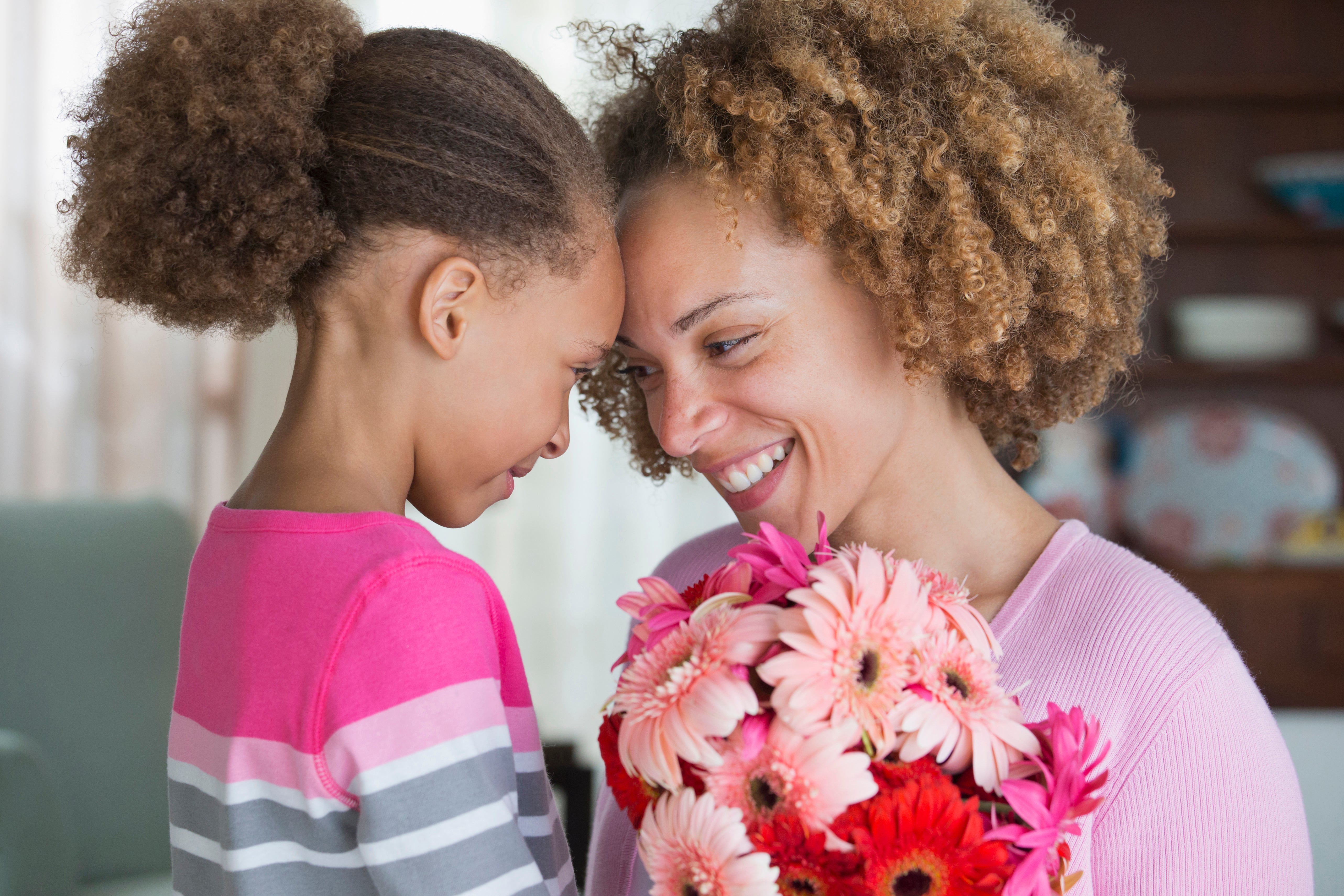 15 Jewelry Pieces Your Mom Will Love For Mother's Day
