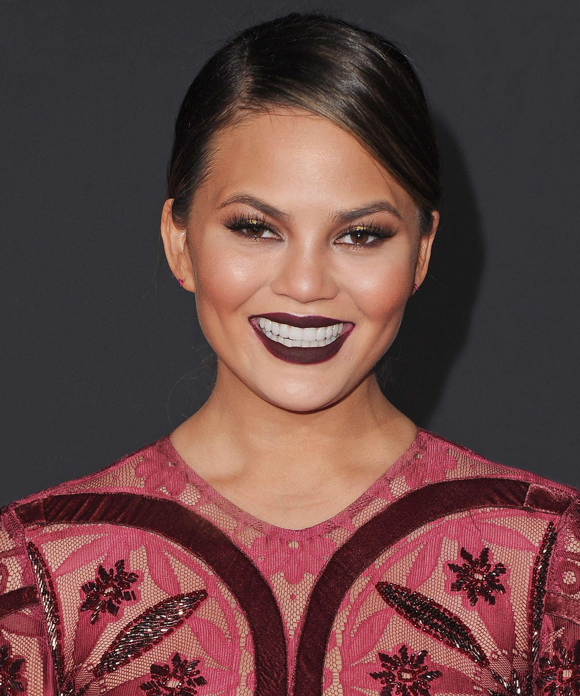 Chrissy Teigen’s BECCA Glow Face Palette Is Here
