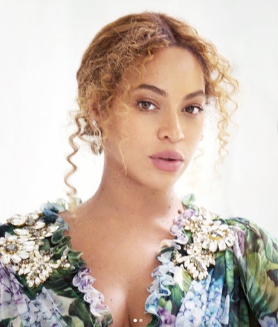 Beyoncé Bares Her Pregnant Belly in a Bikini-Clad Instagram Post