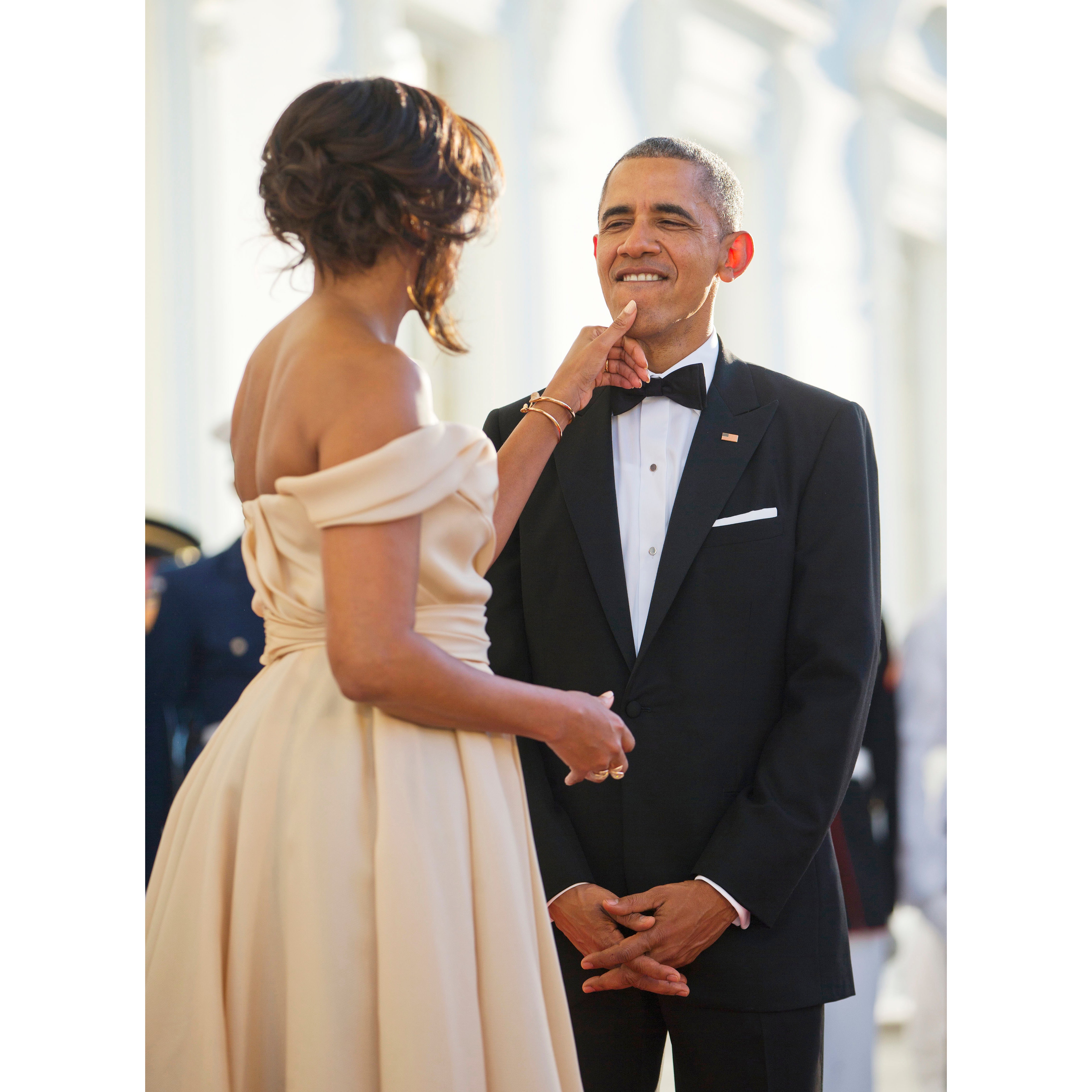 This Photo Captures Barack Obama's Admiration for Michelle Like No Words Ever Could
