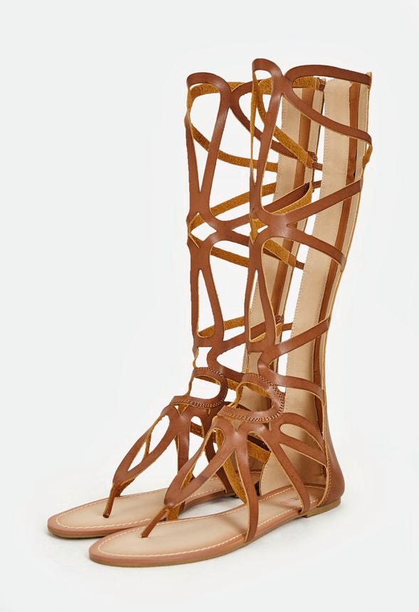 The 12 Hottest Nude Sandals for Every Shade
