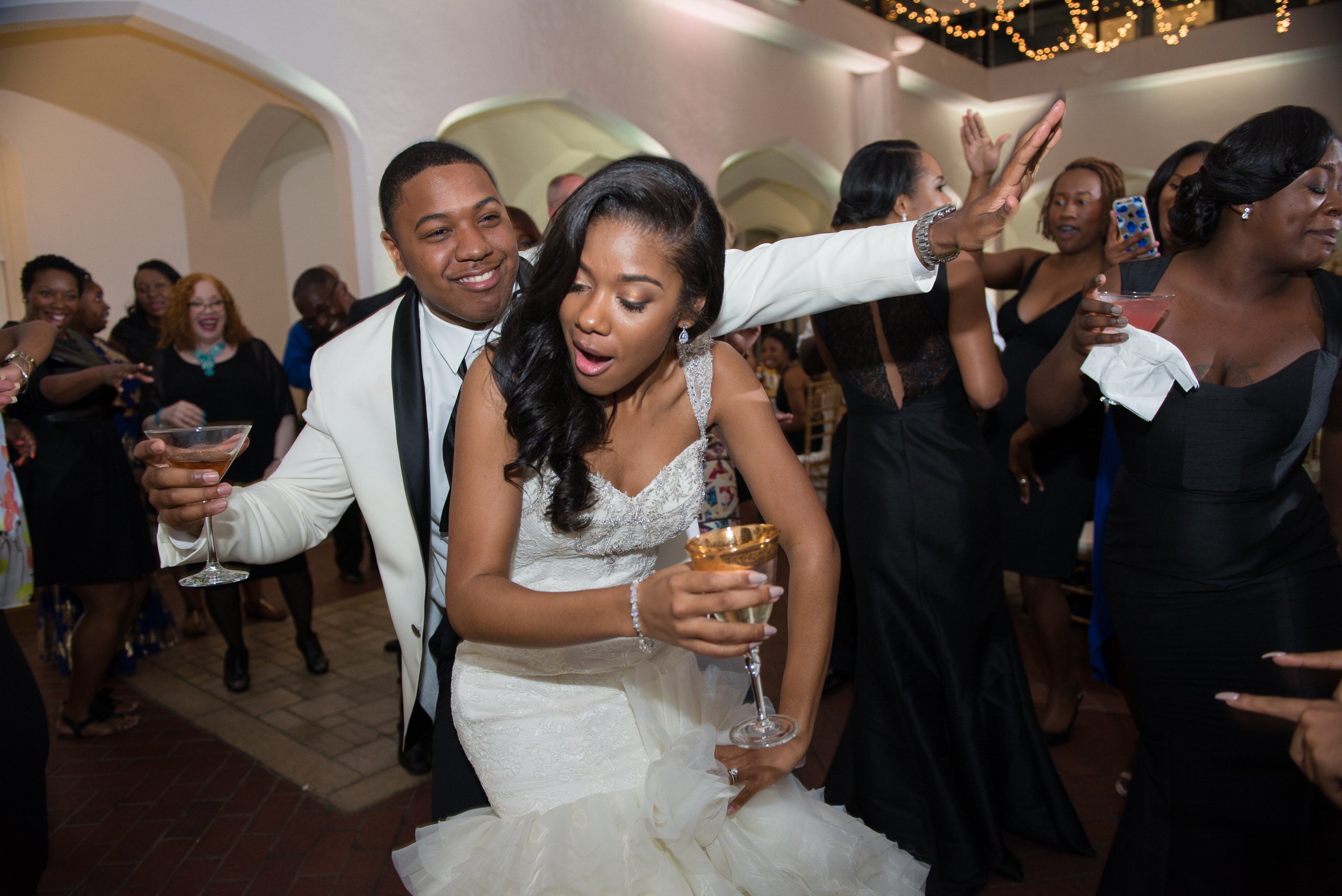 Bridal Bliss: Jeremy And Lauren’s Classic Romantic Wedding Everything And More