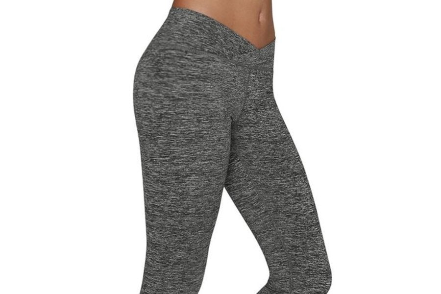 These Leggings Have More Than 3,000 FiveStar Reviews on Amazon Essence