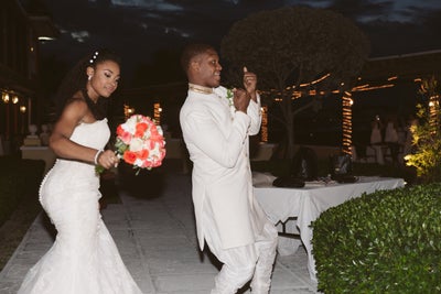 Bridal Bliss: Quinnton and Ariel’s Bahamas Wedding Photos Are Gorgeous