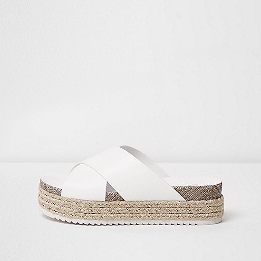 10 Flat-Out Fabulous Flatforms For Summer
