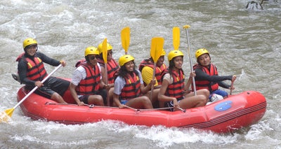 The Obamas Goes River Rafting In Bali During Vacation To Indonesia