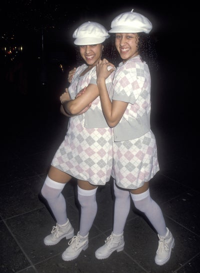 15 Photos Of Tia And Tamera That Prove They Were The Queens Of 90’s Style