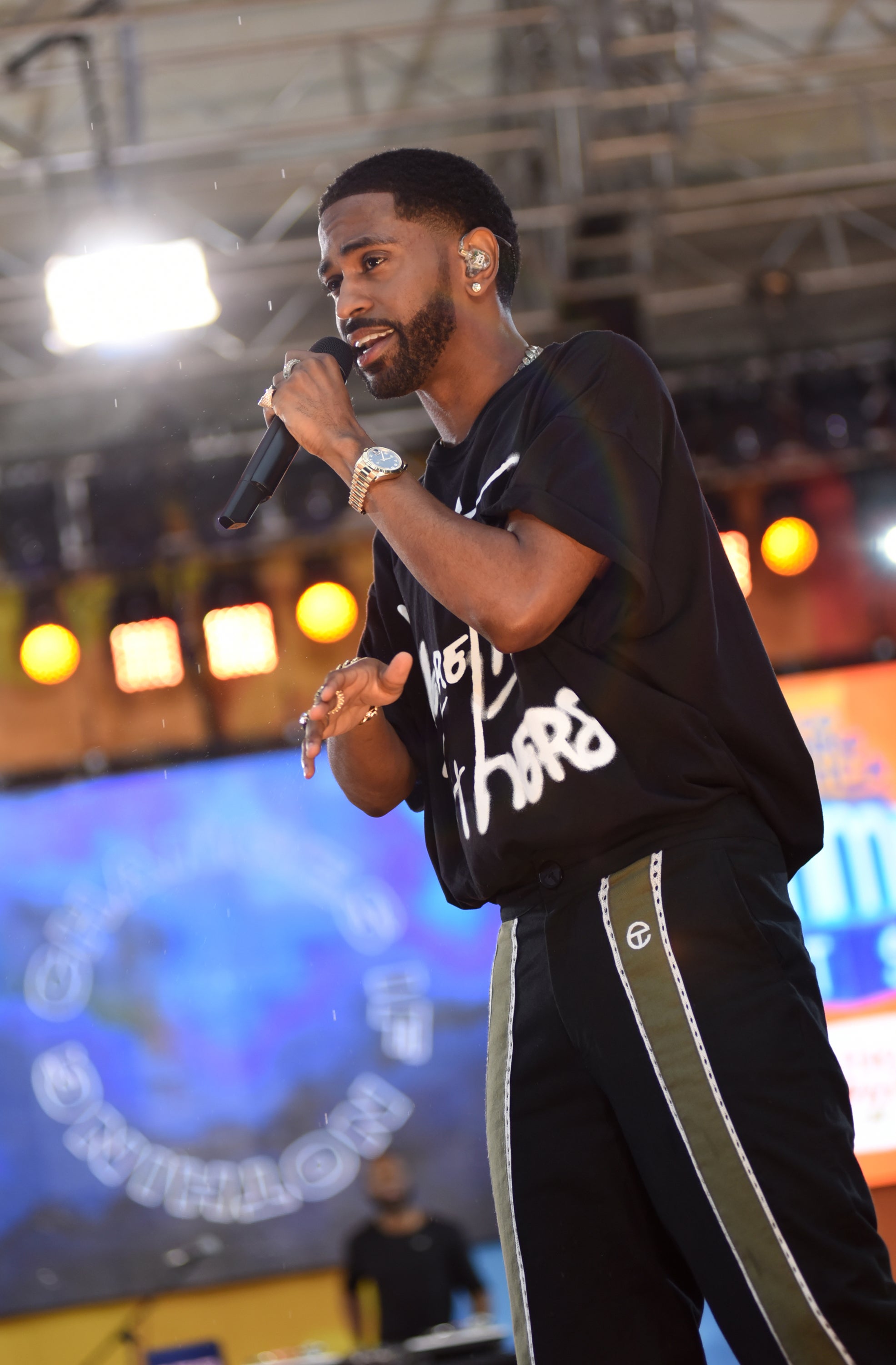 Blac Chyna, Tracee Ellis Ross,  Kevin Hart and More Celebs Out and About

 
