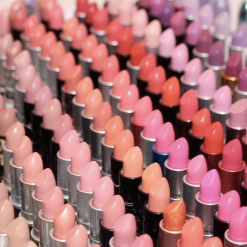MAC Is #Blessing Us On National Lipstick Day With A Free full-sized Lipstick
