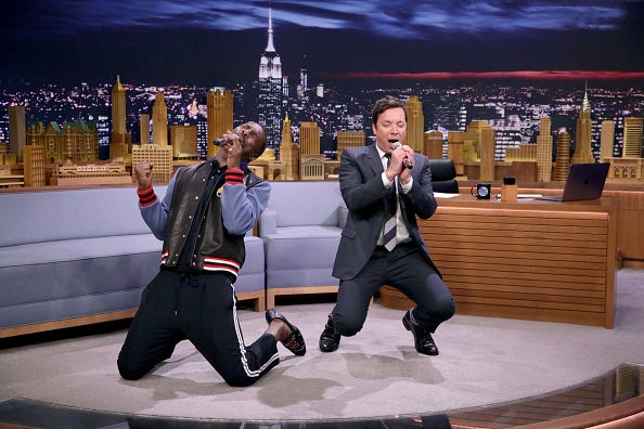 WATCH: Idris Elba And Jimmy Fallon Sing A Google Translate Duet Of 'I'll Make Love To You'
