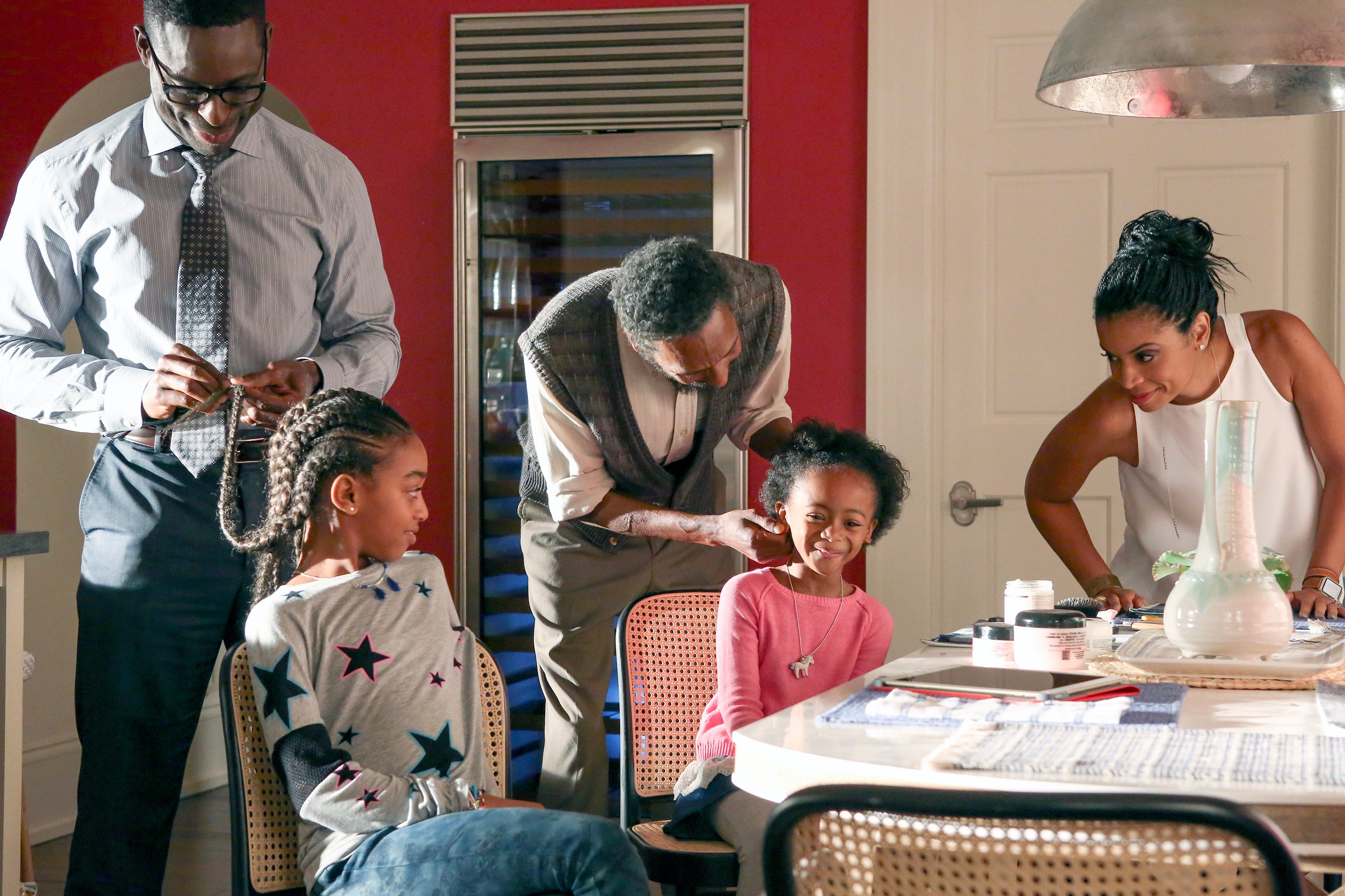 9 Valuable Love Lessons From Beth and Randall's Marriage On ‘This Is Us’
