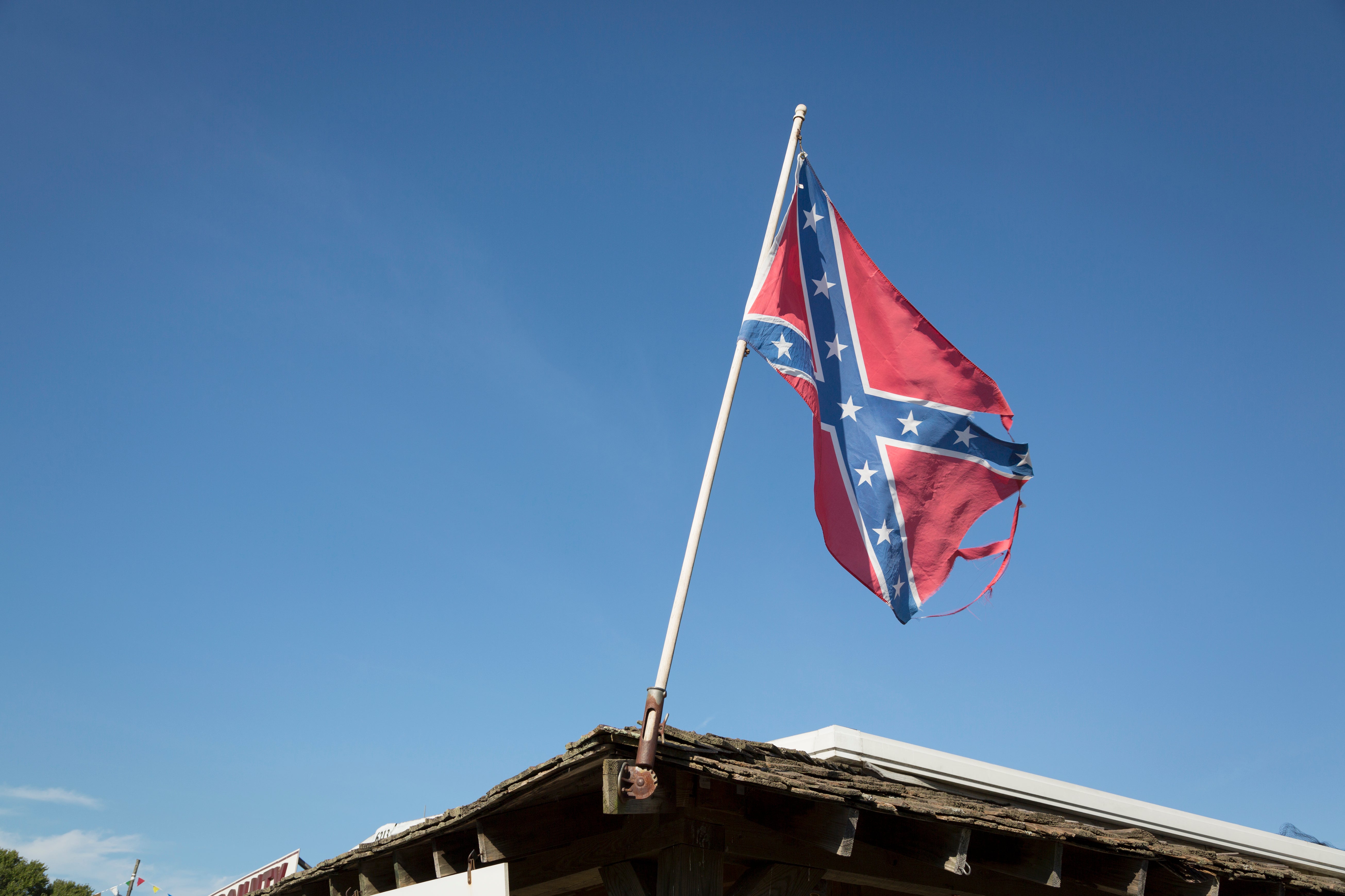 Virginia Woman Puts Up Black Lives Matter Flag In Opposition To Confederate flag
