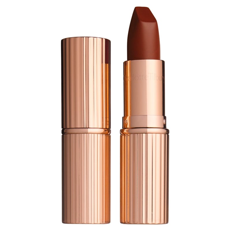 8 Lipsticks That Will Last Through Your Thanksgiving Meal 