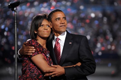 25 Beautiful Photos From Barack And Michelle Obama’s Iconic 25 Year Marriage