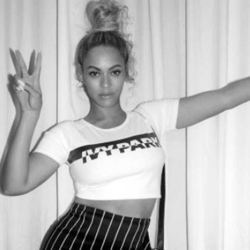 Beyoncé Shows Off Her Toned Abs (and Ivy Park T-Shirt) in New Set of Fashion Instagram Photos