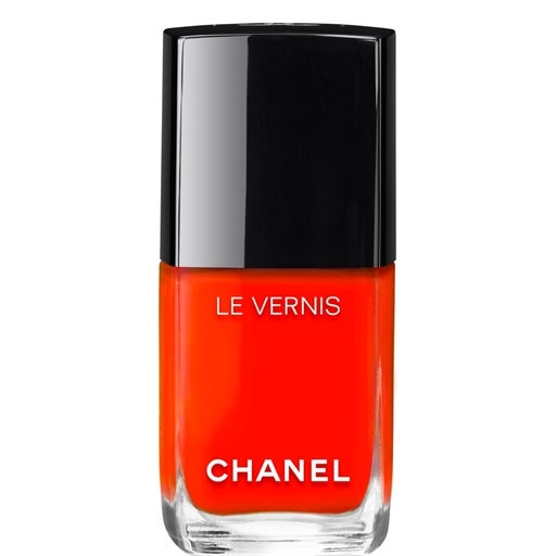 Nail Polish Colors That Will Make Your Hands Look Younger