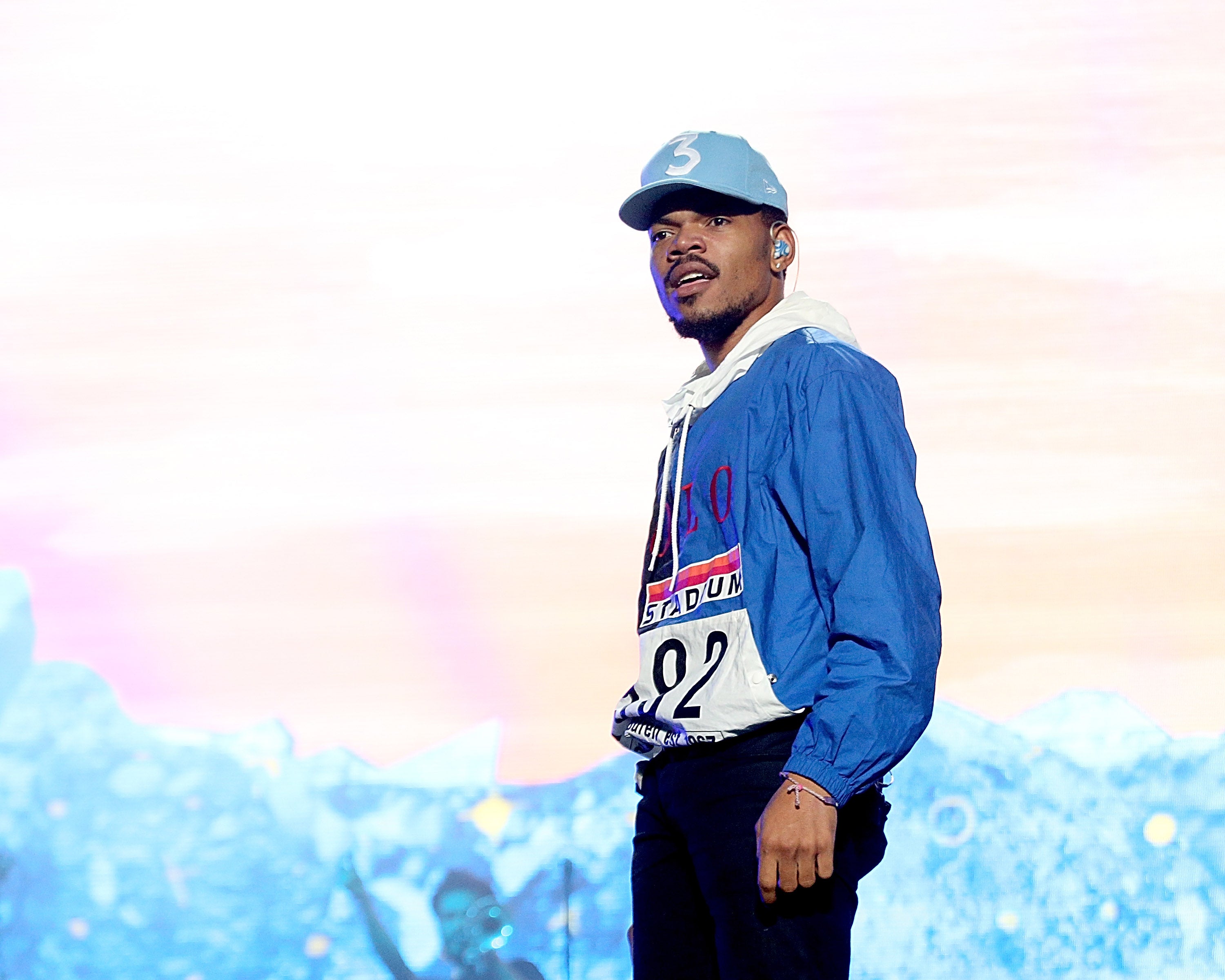 Chance the Rapper pleads for Obama to return with '90s-era SNL ballad
