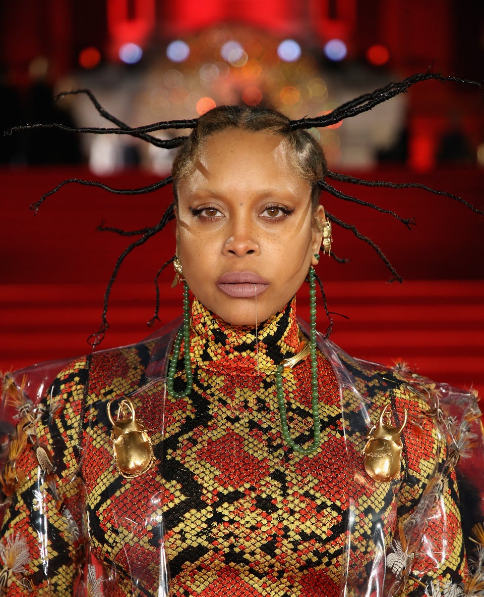 Erykah Badu Says Stories About A Stalker In Her Home Are “Overblown”